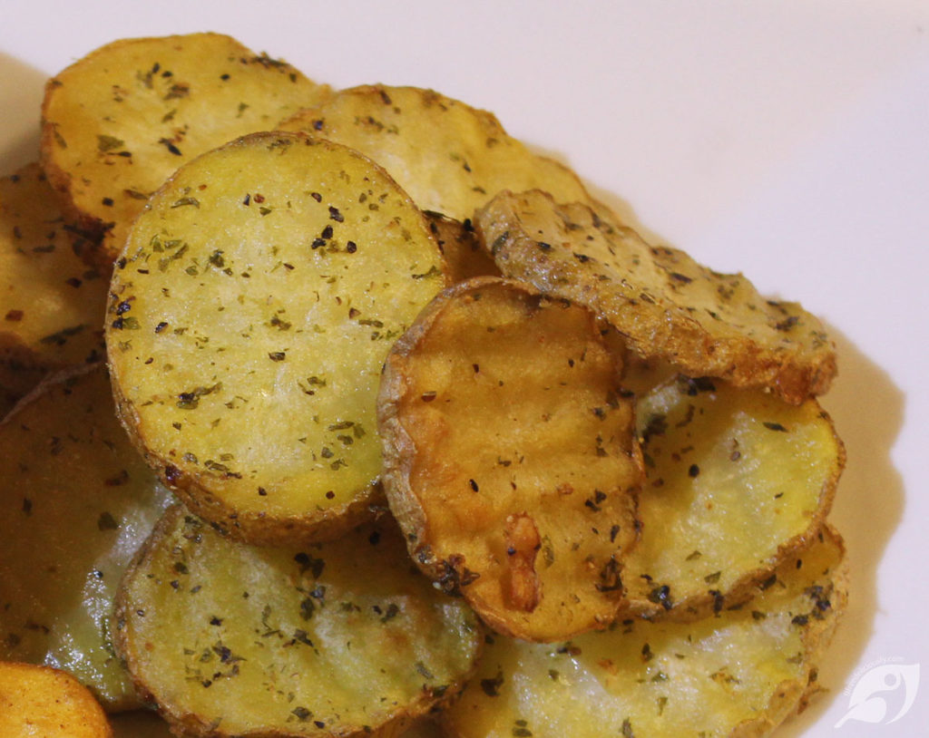 Crispy Double-Fried Homemade Potato Chips