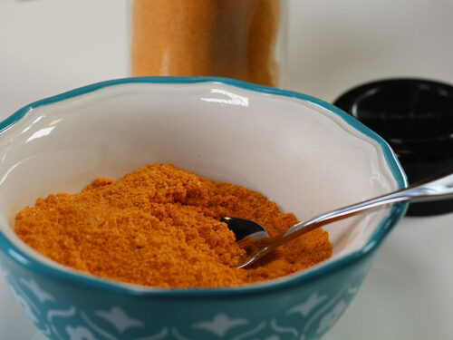 Gluten-Free Food: Gluten-Free Seasoned Salt in bowl with shaker in background