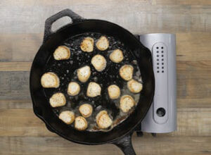 searing sea scallops in a pan