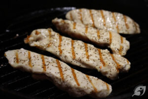 grilled chicken breast slices